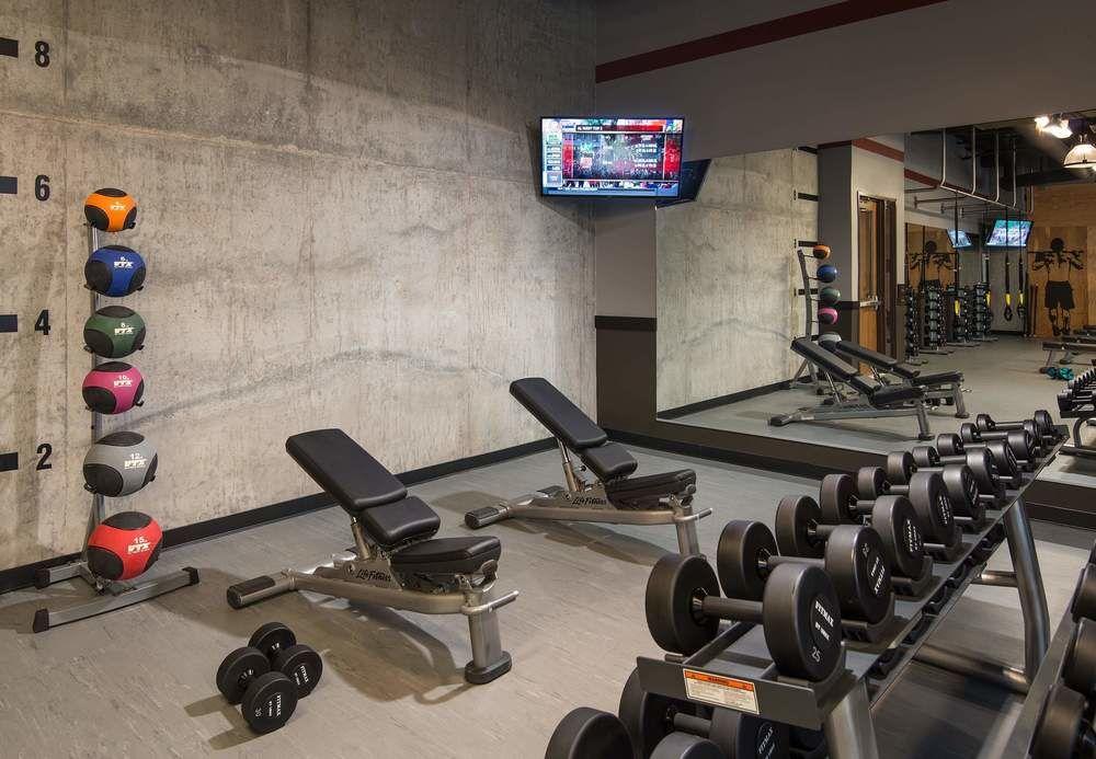 Courtyard By Marriott Irvine Spectrum Экстерьер фото