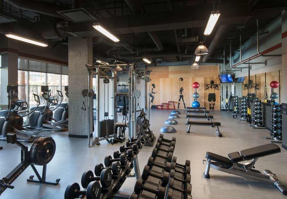 Courtyard By Marriott Irvine Spectrum Экстерьер фото