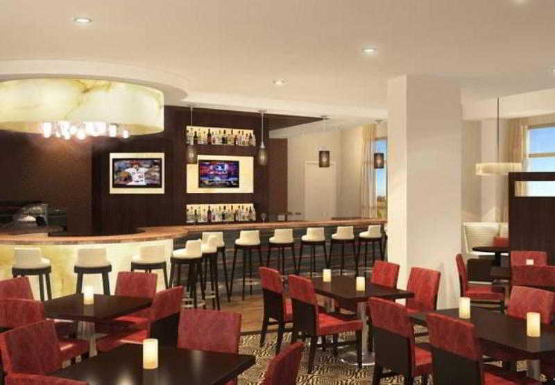 Courtyard By Marriott Irvine Spectrum Экстерьер фото