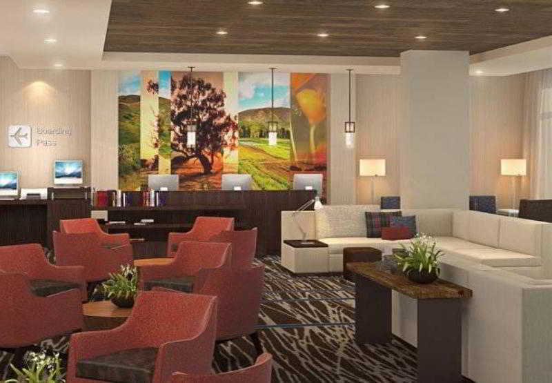 Courtyard By Marriott Irvine Spectrum Экстерьер фото